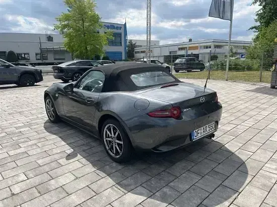 Gebraucht Mazda MX5 Exclusive 132 PS (97 kW) 2025 Grau Cabrio
