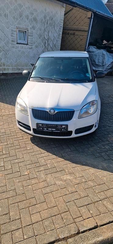 Gebraucht Skoda Fabia 60 PS (44 kW) 2010 Limousine