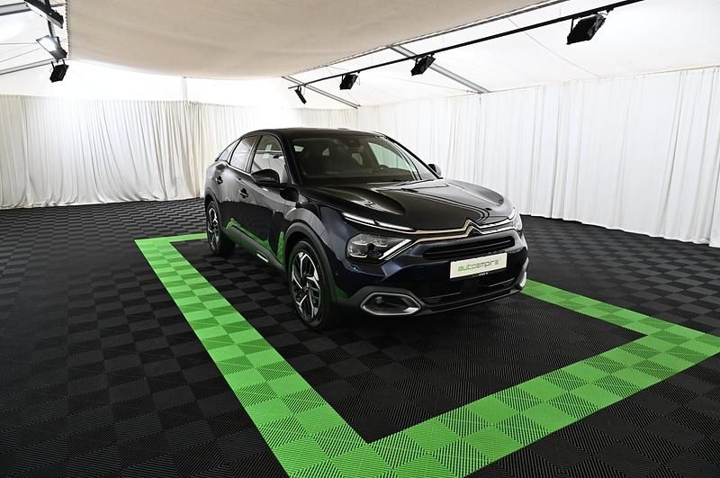 Gebraucht Citroën C4 131 PS (96 kW) 2024 Blau SUV