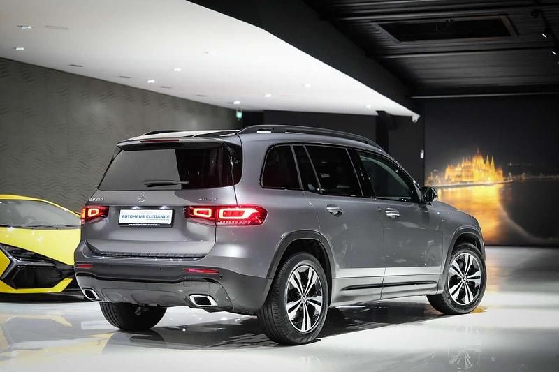 Gebraucht Mercedes GLB250 Business 224 PS (164 kW) 2020 Grau SUV