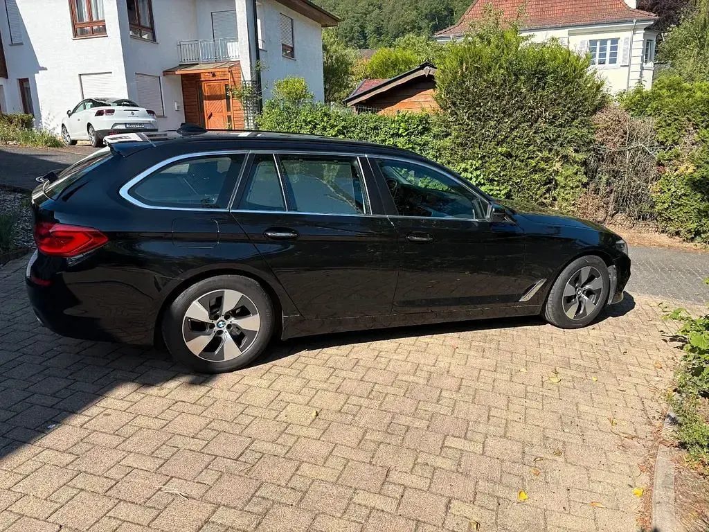 Gebraucht BMW 530 Luxury Line 265 PS (194 kW) 2017 Schwarz Kombi