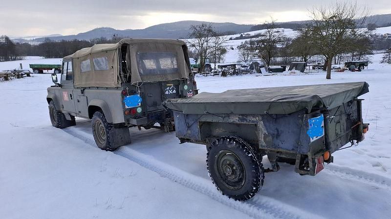 Gebraucht Land Rover Defender 113 PS (83 kW) 1995 Grau SUV