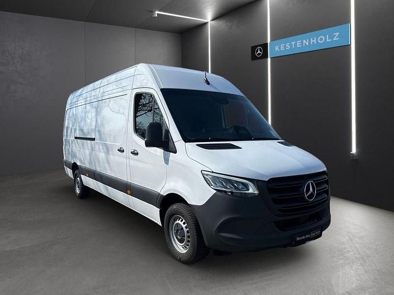 Gebraucht Mercedes Sprinter 170 PS (125 kW) 2024 Weiß Van