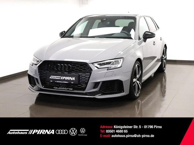 Grau Gebraucht 2019 Audi RS3 Sportback Sport Kleinwagen | 43.920 € (Fairer Preis) - Bild 1/4