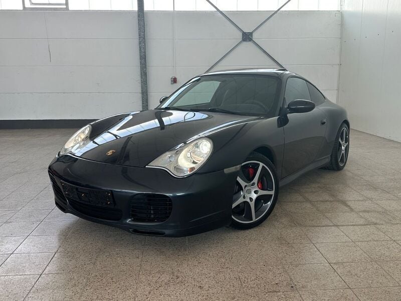 Grau Gebraucht 2005 Porsche 911 Carrera 4S | 45.996 € (Etwas zu teuer) - Bild 1/4