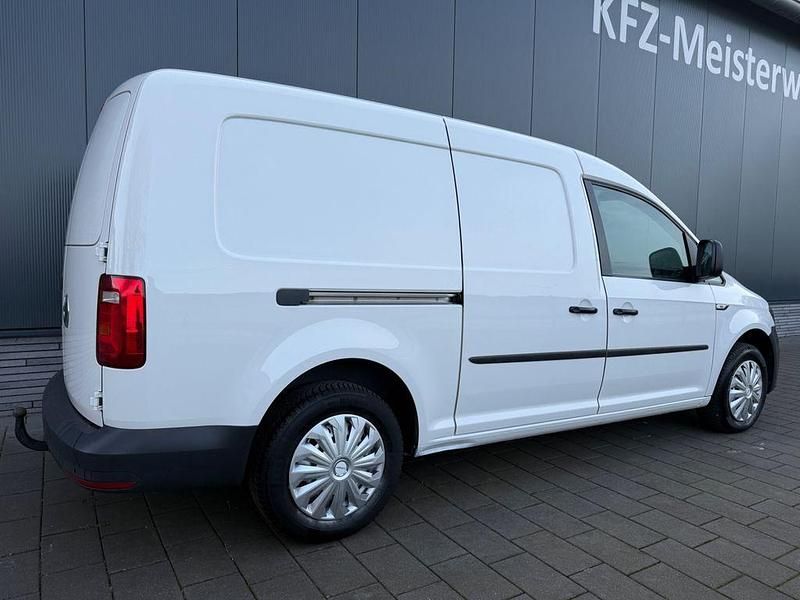 Gebraucht VW Caddy Maxi 102 PS (75 kW) 2018 Weiß Van / Kleinbus