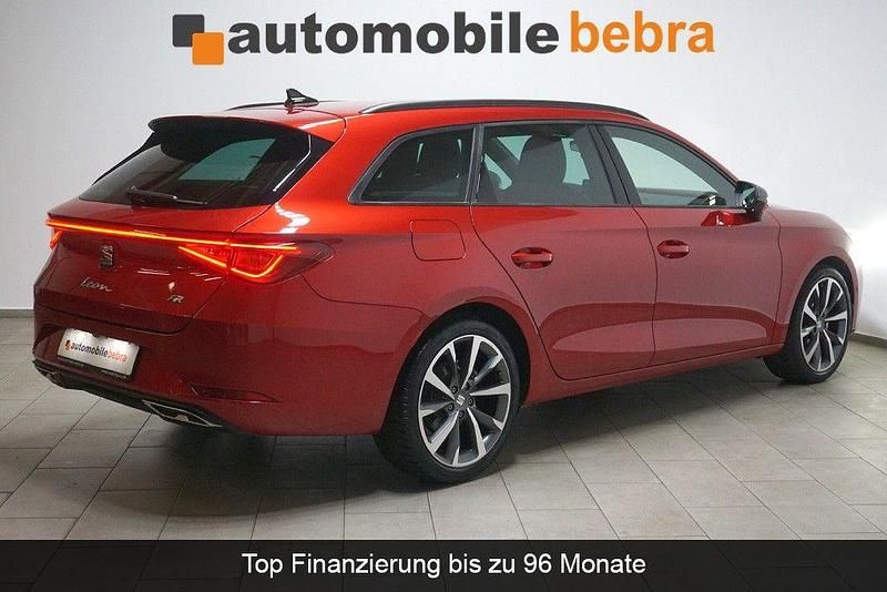 Gebraucht Seat Leon FR 150 PS (110 kW) 2025 Rot Limousine