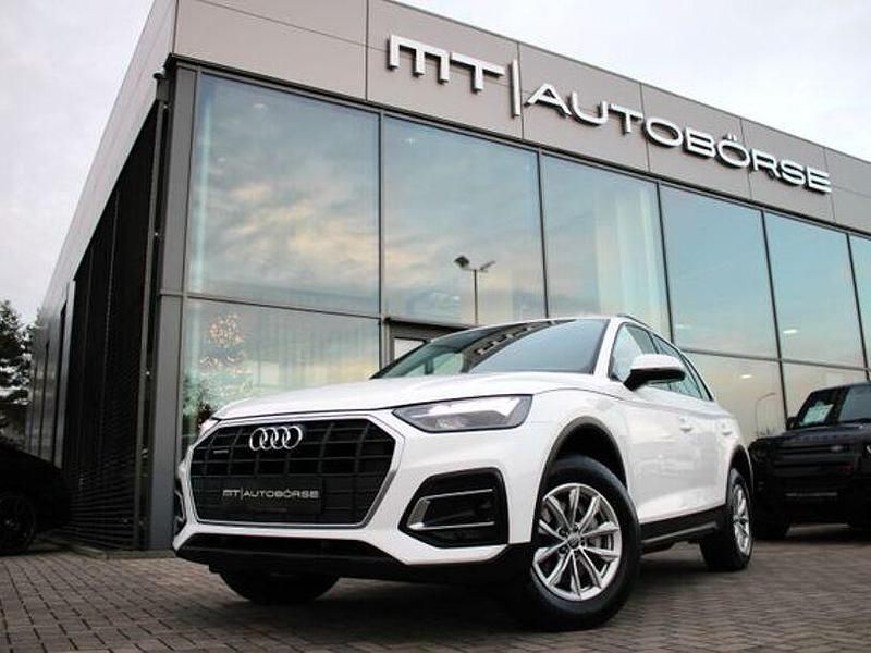 Weiß Gebraucht 2022 Audi Q5 Sport SUV | 29.350 € (Guter Preis) - Bild 1/4