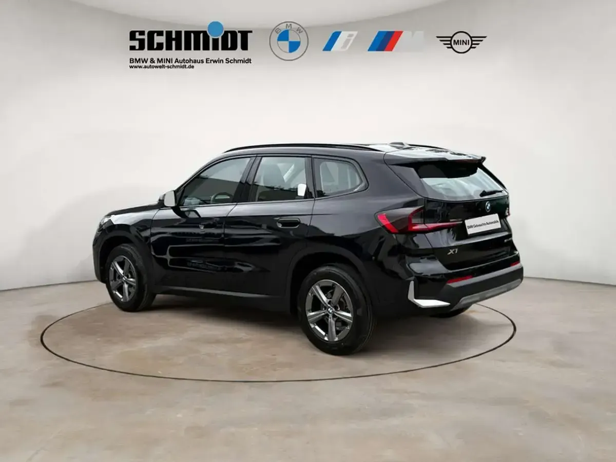 Gebraucht BMW X1 170 PS (125 kW) 2025 Saphirschwarz metallic SUV