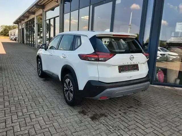 Gebraucht Nissan X-Trail Acenta 163 PS (119 kW) 2024 Weiß SUV