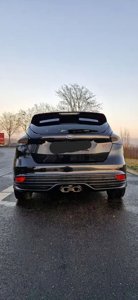 Usata Ford Focus ST 185 CV (136 kW) 2018 Nero Berlina