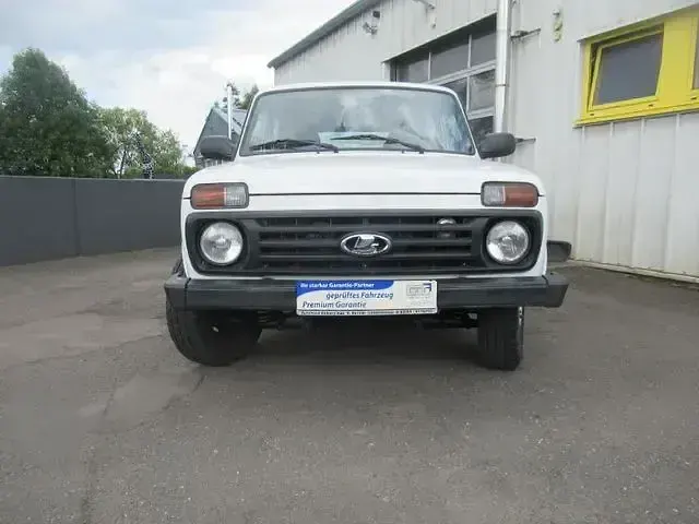 Brugt Lada niva 122 HK (89 kW) 2018 Hvid SUV