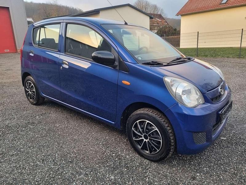 Blau Gebraucht 2011 Daihatsu Cuore Kleinwagen | 2.599 € (Etwas zu teuer) - Bild 1/4