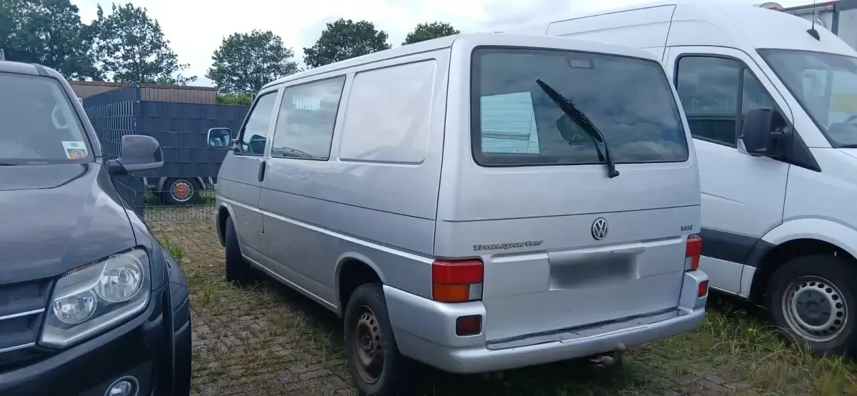 Gebraucht VW T4 88 PS (64 kW) 2000 Andere farben Van