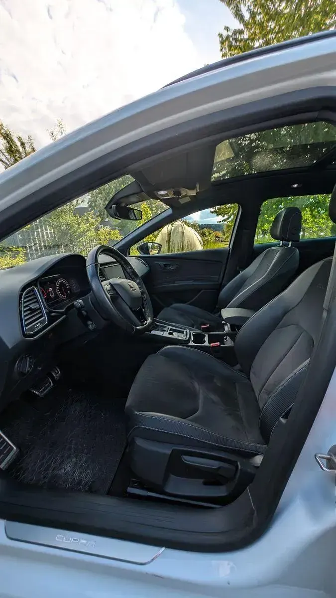 Gebraucht Seat Leon 4Drive 300 PS (220 kW) 2019 Weiß Limousine