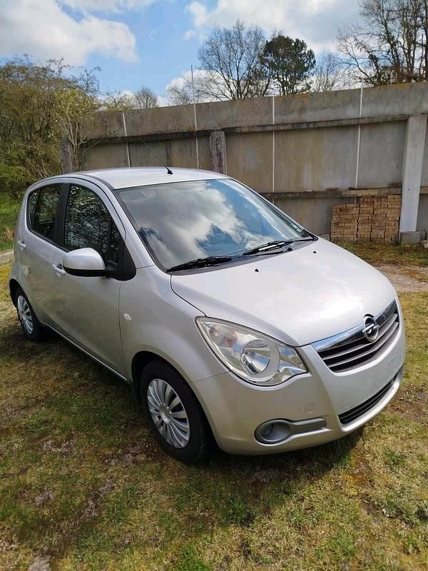 Second-hand Opel Agila 60 CP (44 kW) 2009 Argintiu Hatchback