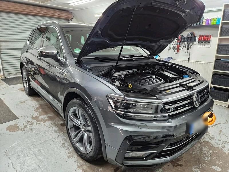 Gebraucht VW Tiguan 190 PS (139 kW) 2018 Grau SUV