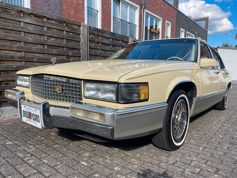 Gebraucht Cadillac Deville 155 PS (114 kW) 1989 Gelb Limousine