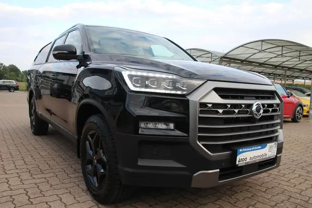 Gebraucht SsangYong Musso 203 PS (149 kW) 2025 Schwarz SUV