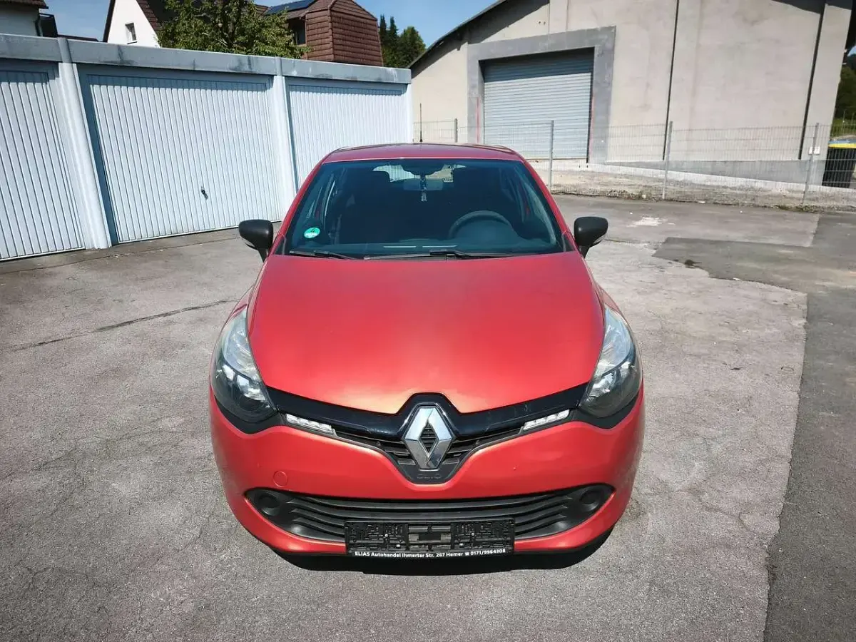 Gebraucht Renault Clio Expression 75 PS (55 kW) 2015 Feuerrot Kleinwagen