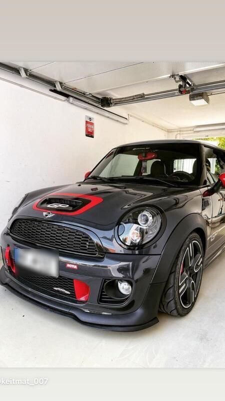 Grau Gebraucht 2013 Mini John Cooper Works Kleinwagen | 28.500 € - Bild 1/4