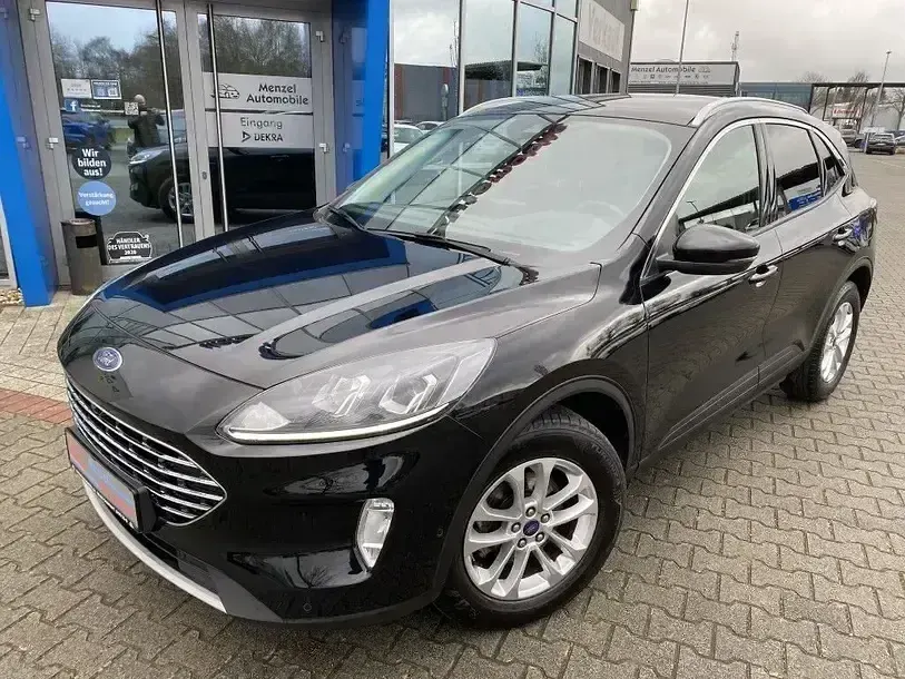 Gebraucht Ford Kuga Titanium 120 PS (88 kW) 2022 Schwarz SUV