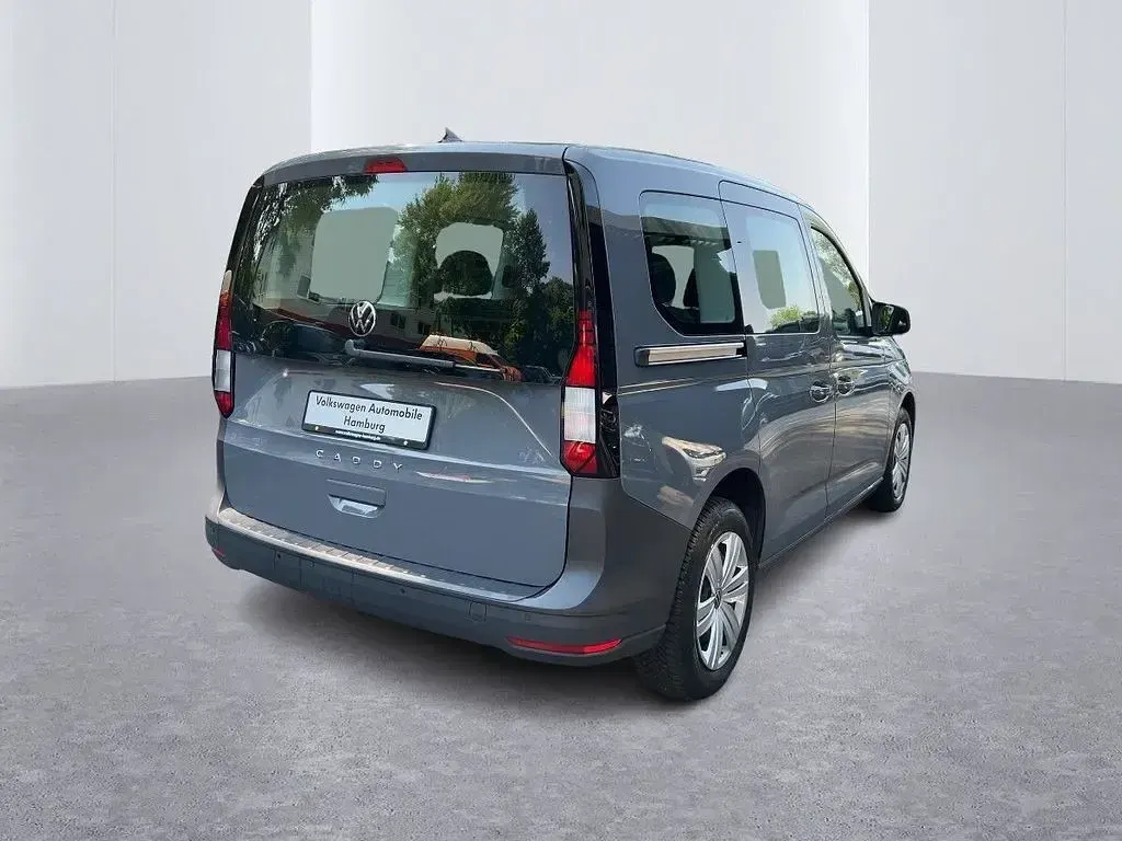 Gebraucht VW Caddy Basis 114 PS (83 kW) 2023 Pure grey Van / Kleinbus