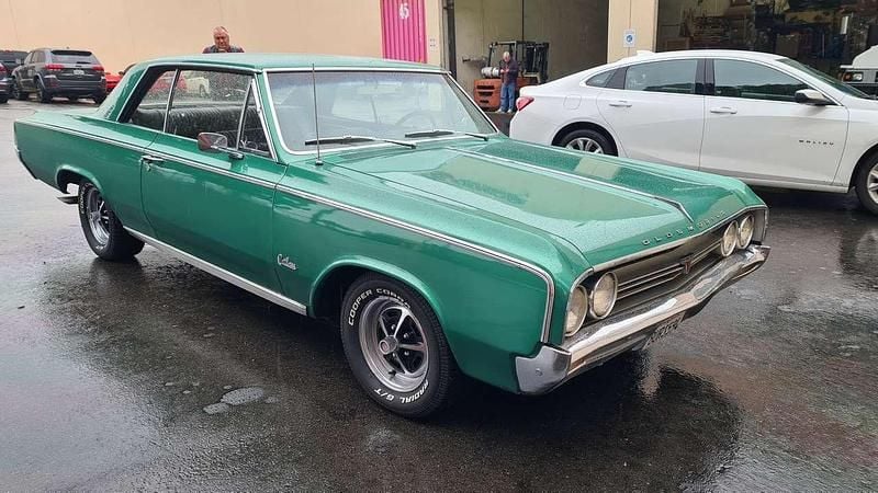 Gebraucht Oldsmobile Cutlass 299 PS (219 kW) 1964 Grün Coupé