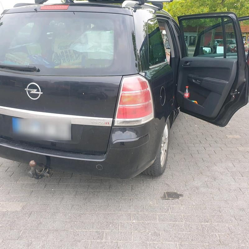 Gebraucht Opel Zafira 150 PS (110 kW) 2007 Schwarz Van / Kleinbus