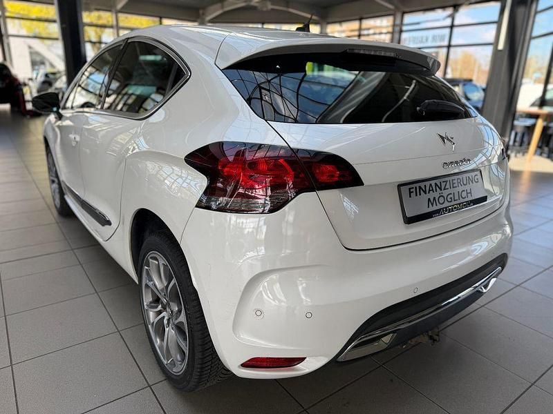 Gebraucht Citroën DS4 Sport Chic 200 PS (147 kW) 2012 Weiß Kleinwagen