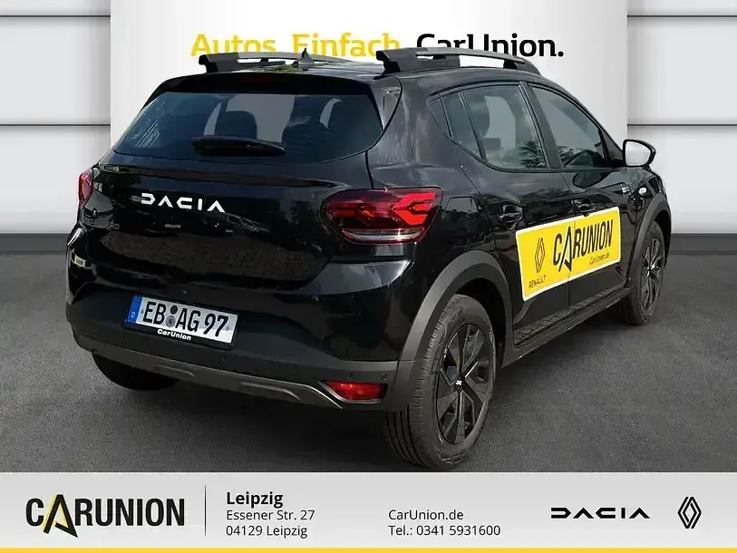 Używany Dacia Sandero Expression 91 KM (66 kW) 2025 Czarny Hatchback