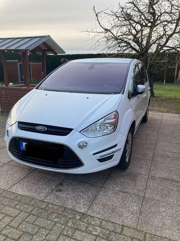 Gebraucht Ford S-MAX Titanium 200 PS (147 kW) 2011 Weiß Van / Kleinbus