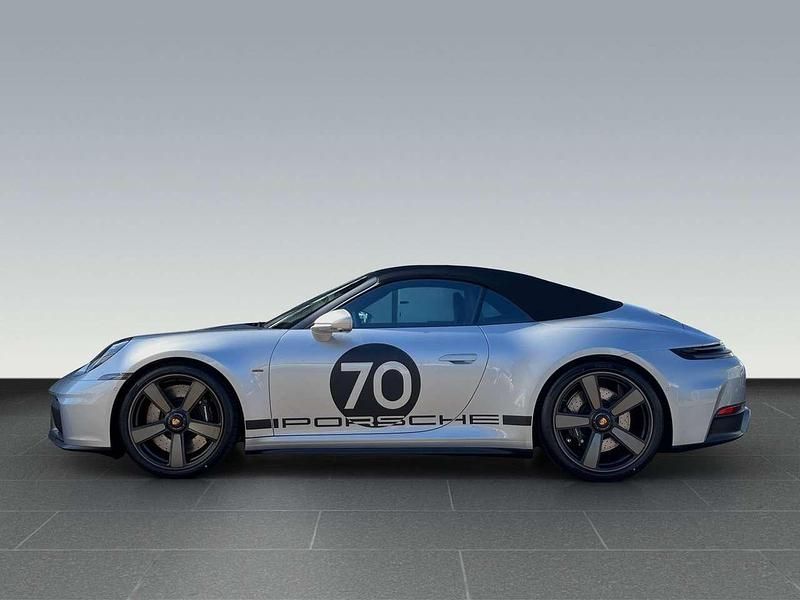 Neu Porsche 992 541 PS (397 kW) 2026 Silber Cabrio