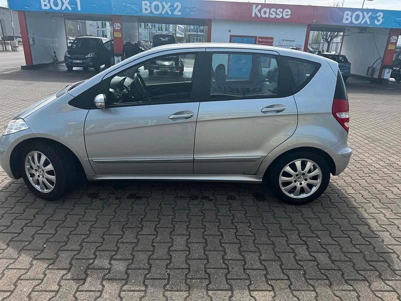 Gebraucht Mercedes A200 136 PS (100 kW) 2007 Silber Kleinwagen