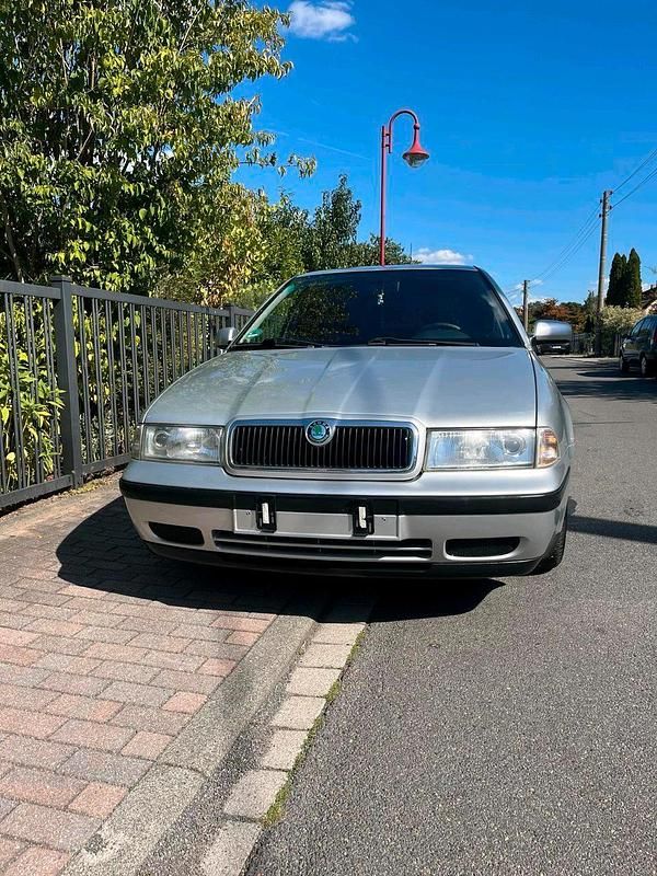 Second-hand Skoda Octavia 101 CP (74 kW) 2000 Argintiu Break