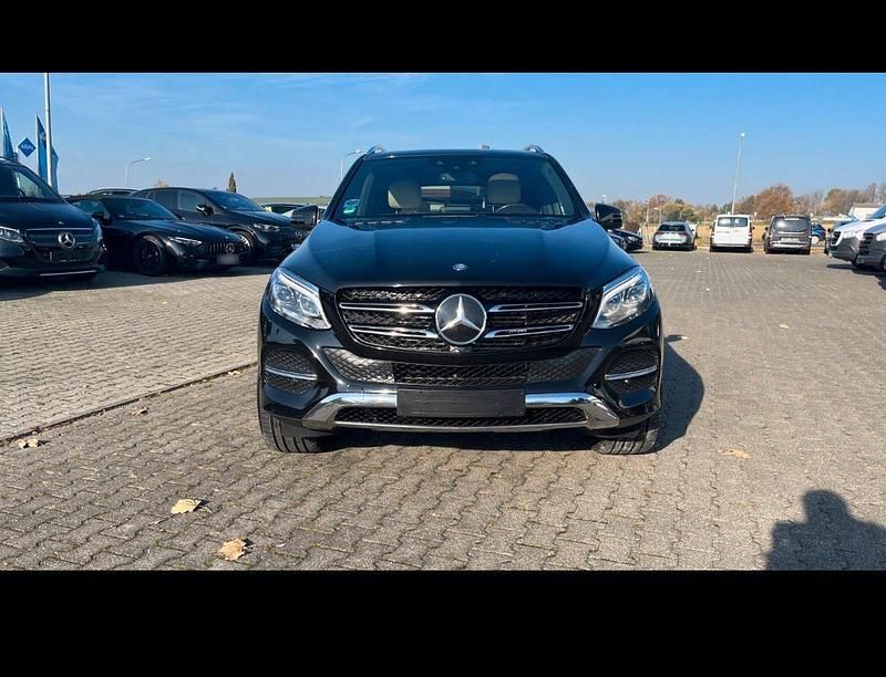 Gebraucht Mercedes GLE250 204 PS (150 kW) 2016 Schwarz SUV