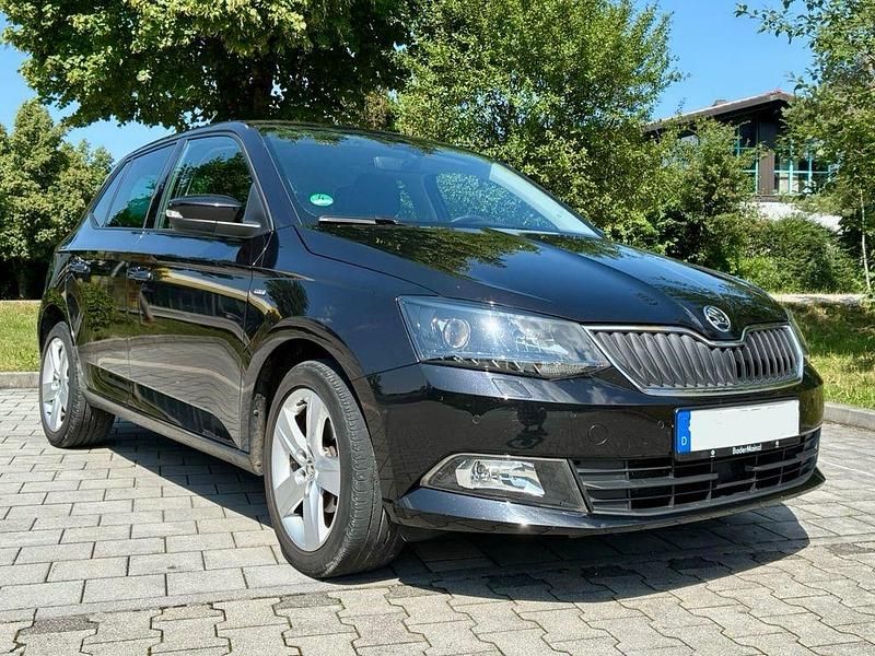 Schwarz Gebraucht 2017 Skoda Fabia Drive Kleinwagen | 10.200 € (Fairer Preis) - Bild 1/4