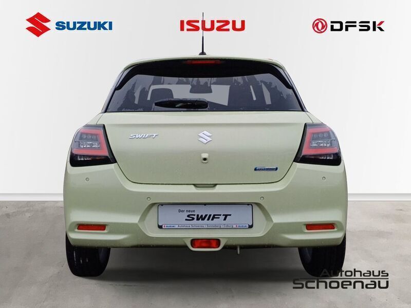 Neu Suzuki Swift Comfort 83 PS (61 kW) 2025 Gelb Kleinwagen