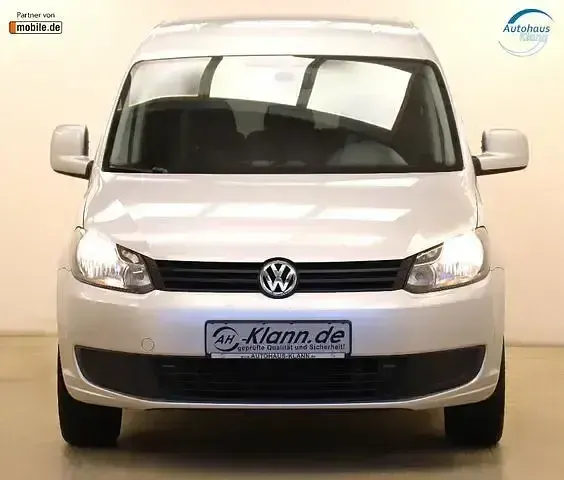 Używany VW Caddy 109 KM (80 kW) 2012 Srebrny Minivan