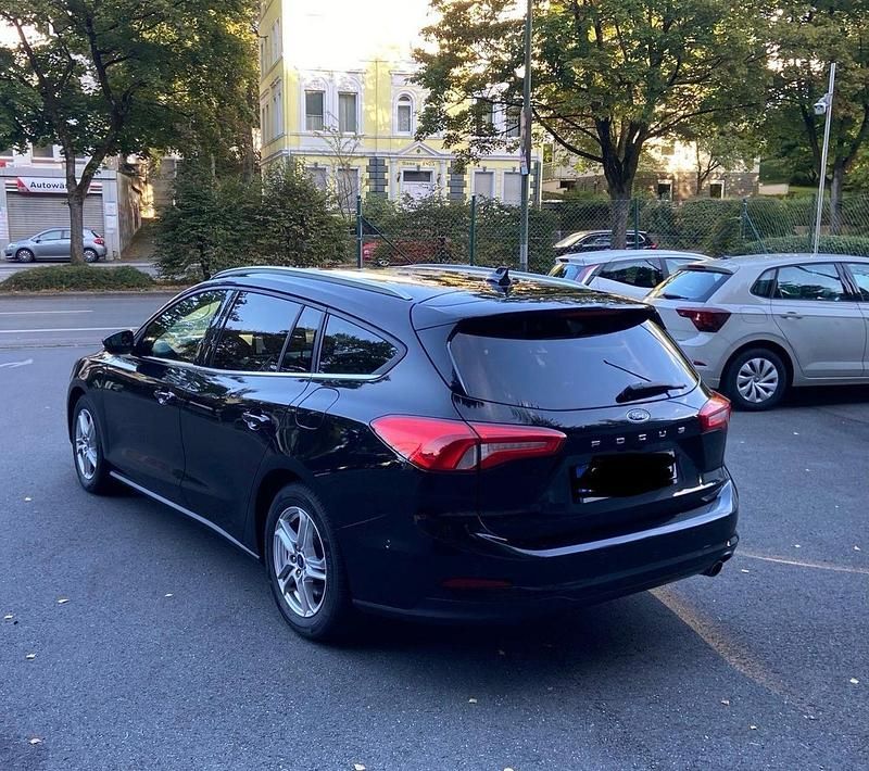 Schwarz Gebraucht 2020 Ford Focus Active Kombi | 13.800 € (Fairer Preis) - Bild 1/4
