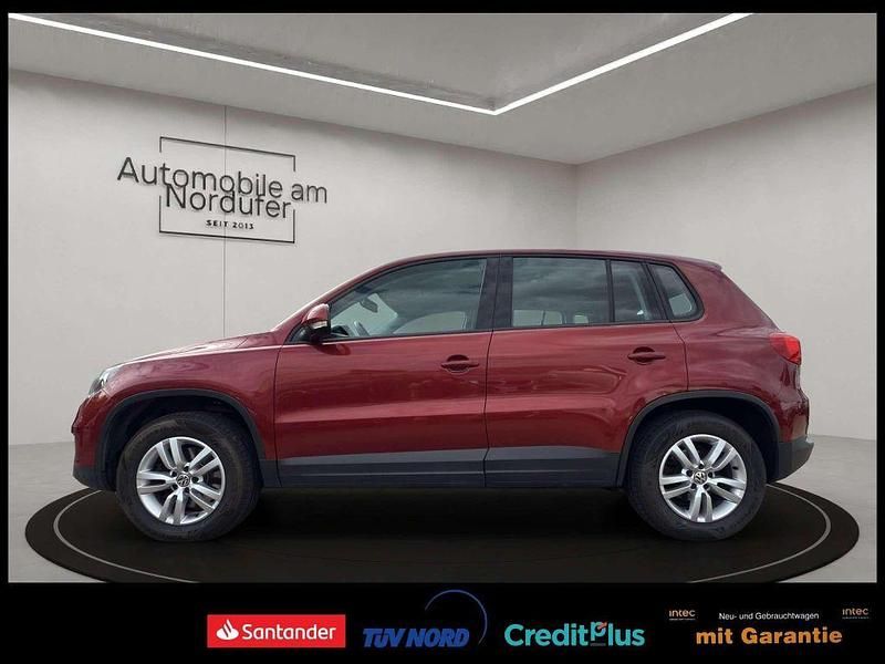 Gebraucht VW Tiguan 160 PS (117 kW) 2012 Wild cherry red metallic SUV