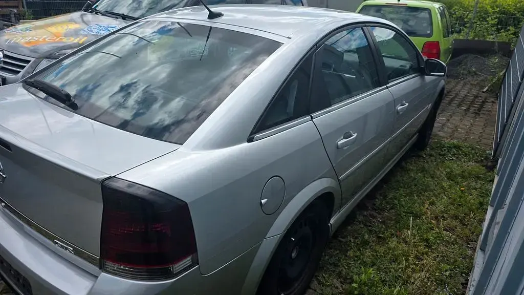 Gebraucht Opel Vectra GTS 211 PS (155 kW) 2002 Silber Limousine
