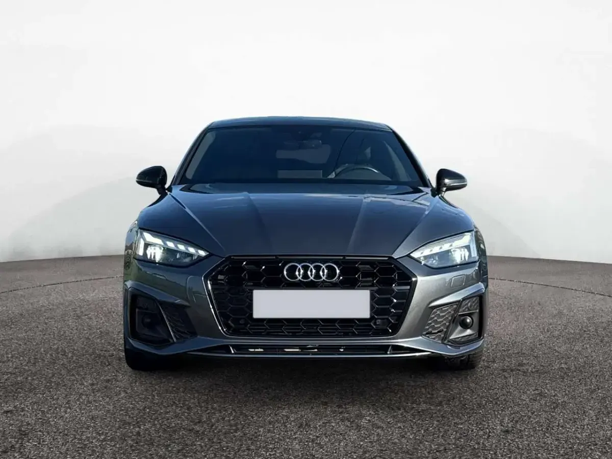 Gebraucht Audi A5 Sportback Comfort 204 PS (150 kW) 2023 Daytonagrau perleffekt Kleinwagen