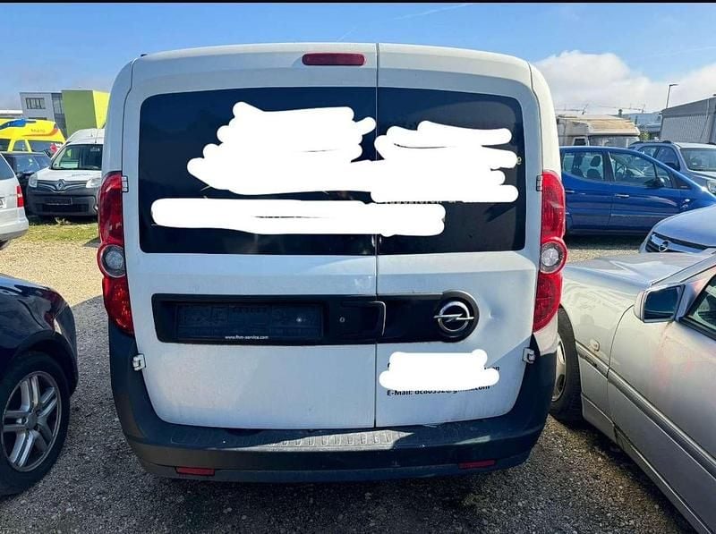 Gebraucht Opel Combo Selection 90 PS (66 kW) 2015 Weiß Van / Kleinbus