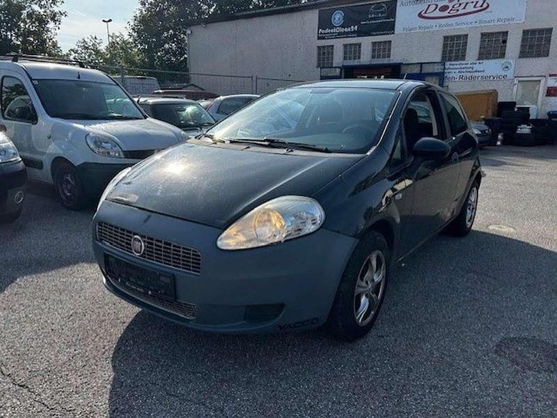 Gebraucht Fiat Grande Punto Active 65 PS (47 kW) 2009 Crossover schwarz Kleinwagen
