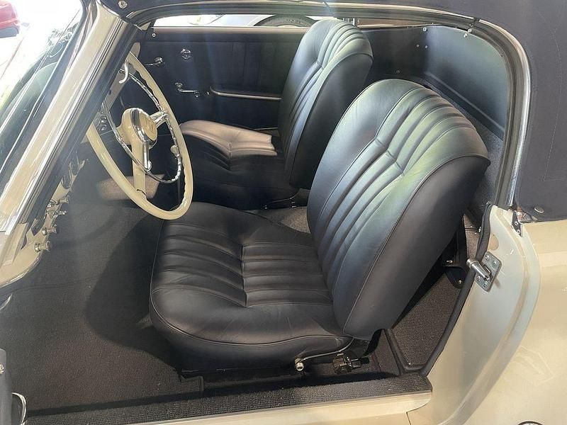 Gebraucht Mercedes 190 105 PS (77 kW) 1958 Weiß Limousine