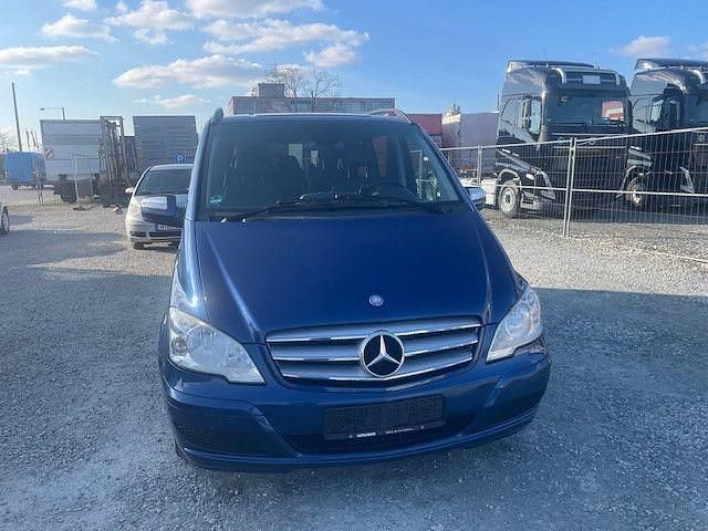 Gebraucht Mercedes Viano Edition 224 PS (164 kW) 2013 Blau Van / Kleinbus
