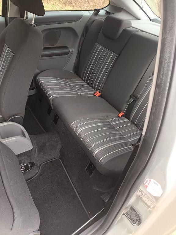 Gebraucht Ford Focus Style 101 PS (74 kW) 2008 Silber Limousine