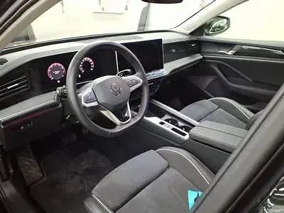 Gebraucht VW Passat Business 150 PS (110 kW) 2025 Grenadillschwarz Kombi