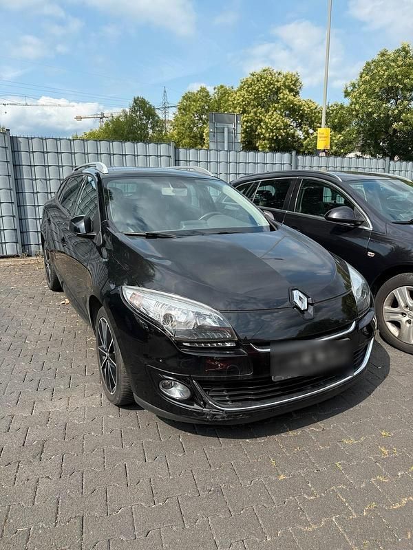 Schwarz Gebraucht 2014 Renault Mégane GrandTour Kombi | 4.000 € - Bild 1/4